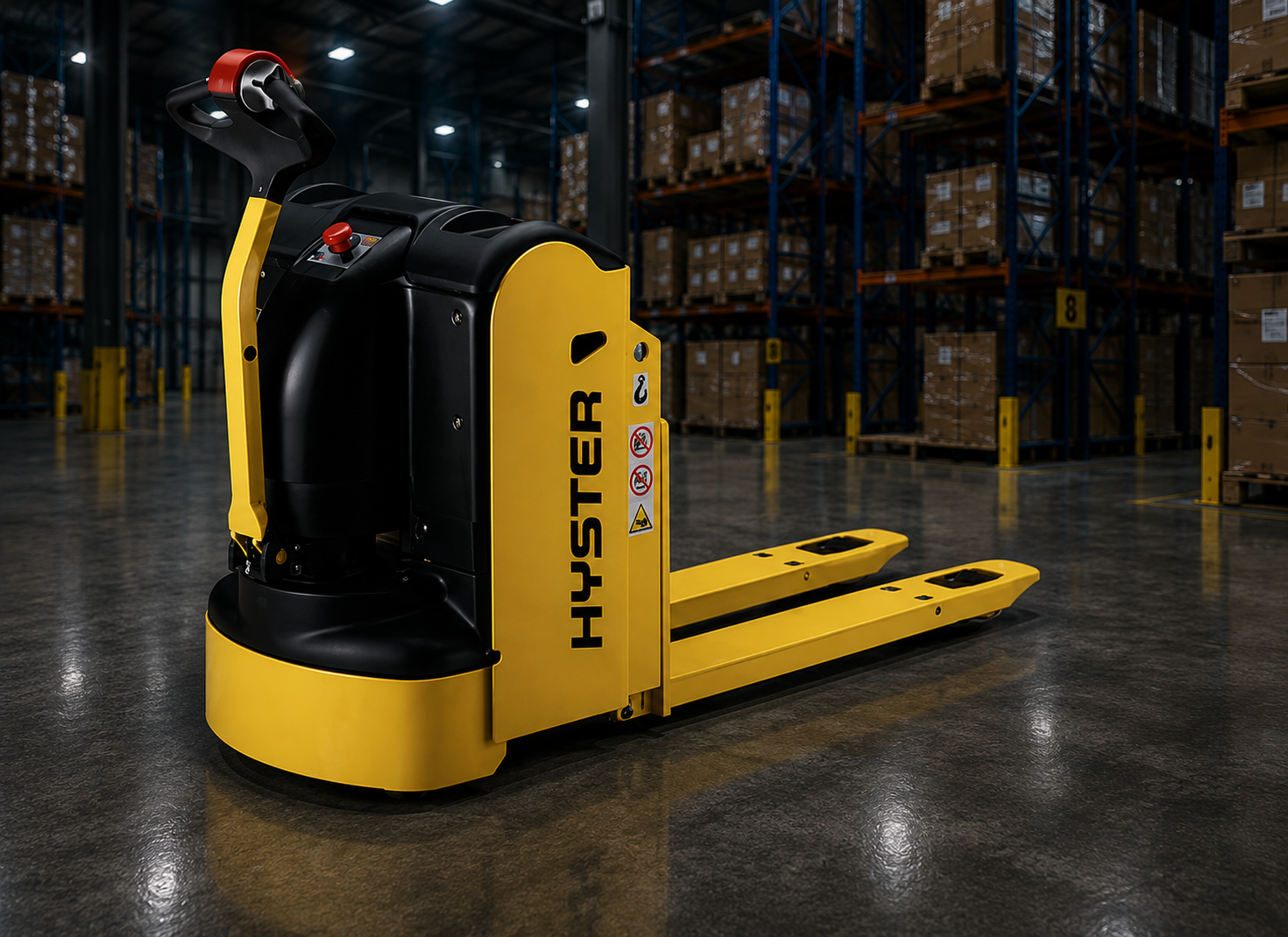 Transpaleteira elétrica Hyster em armazém